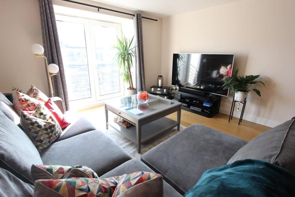 Spacious 2 Bed, 2 Bath Apartment -The Shore, Leith EDI Exteriér fotografie