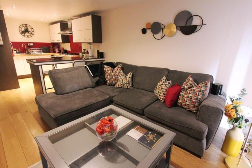 Spacious 2 Bed, 2 Bath Apartment -The Shore, Leith EDI Exteriér fotografie